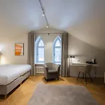 Nunne Boutique Готель 4*