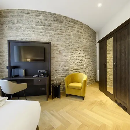 Nunne Boutique 4*