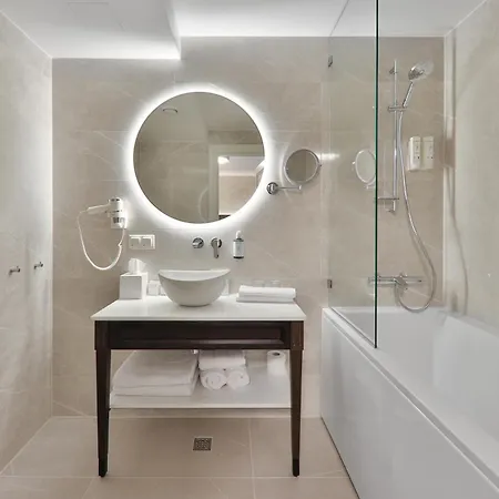 Nunne Boutique ホテル 4*